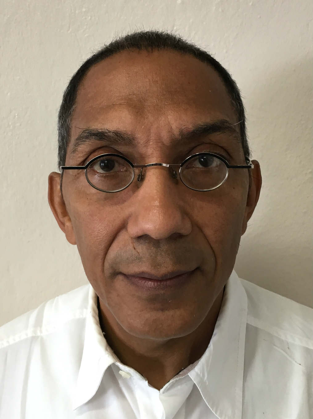 castro-victor-2